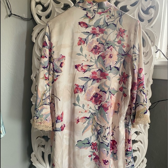 In Bloom Jonquil | floral robe midi length M/L - Picture 7 of 7